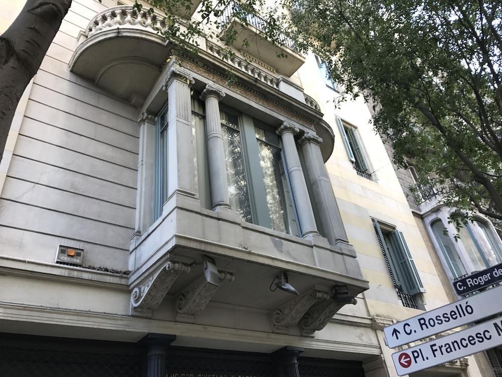 Casa Mathilda Bed & Breakfast Барселона Екстериор снимка