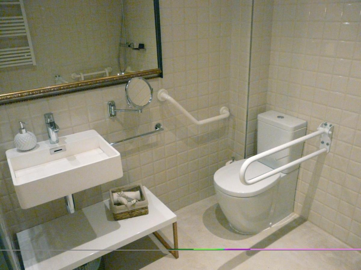 Casa Mathilda Bed & Breakfast Барселона Екстериор снимка