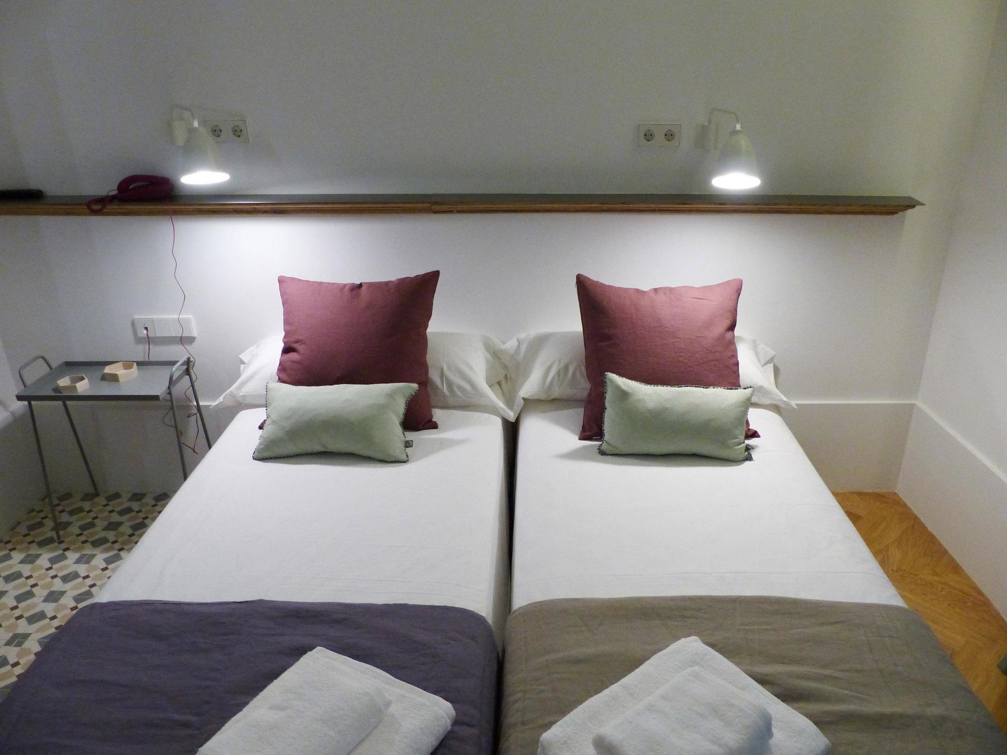 Casa Mathilda Bed & Breakfast Барселона Екстериор снимка