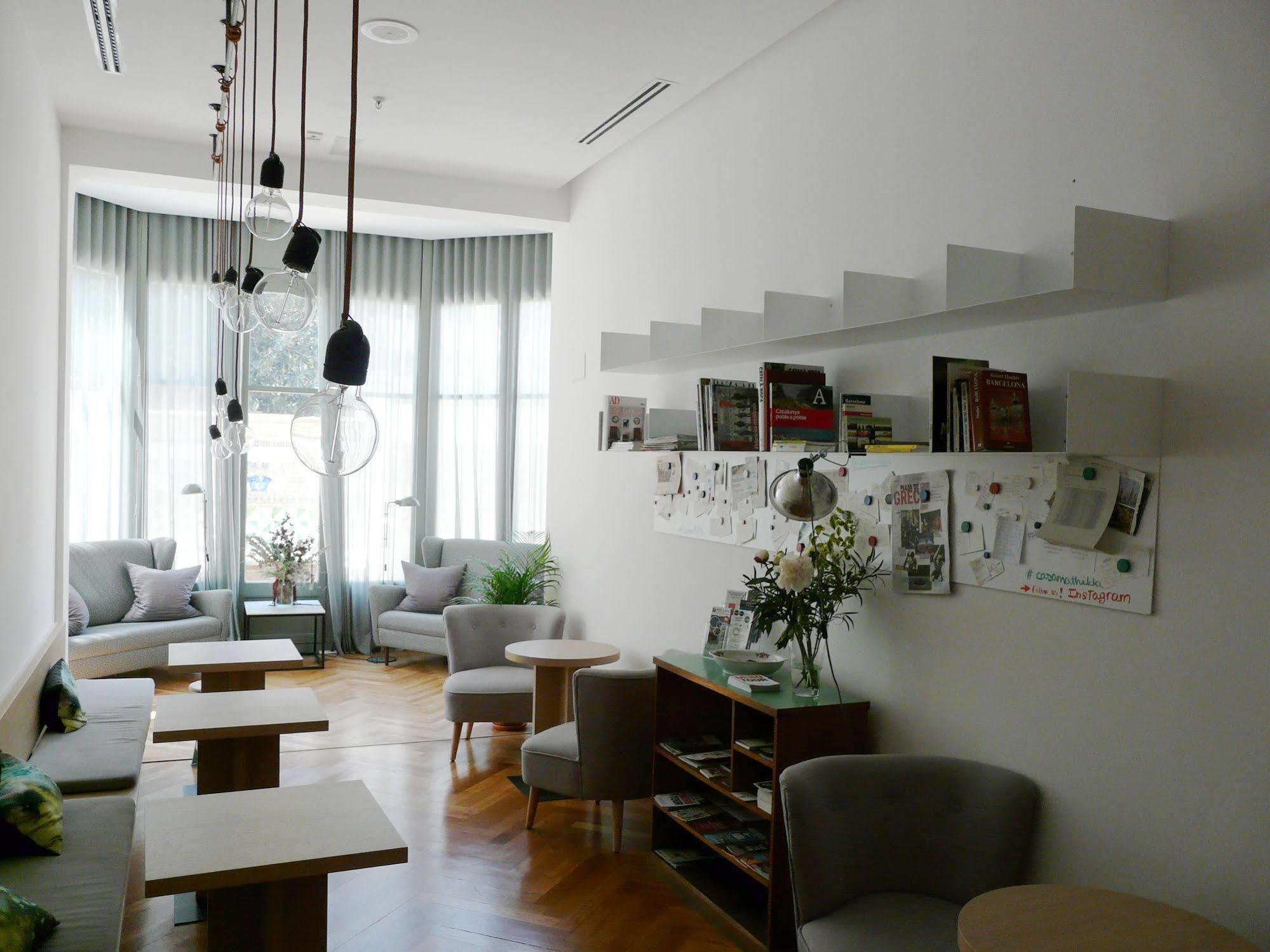 Casa Mathilda Bed & Breakfast Барселона Екстериор снимка